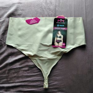 Maidenform Cooling Shaping Thong 3X